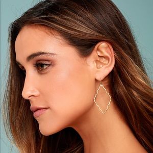 REAGAN GOLD EARRINGS. LULUS